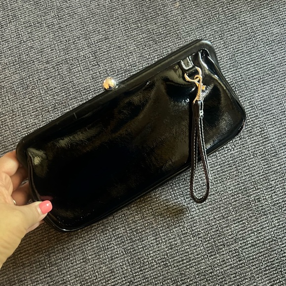 Black Mixit Clutch - Picture 3 of 4